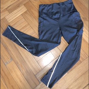 High Waist, Tummy Control Sculpting Leggings W/Pockets & Reflective Leg Stripe